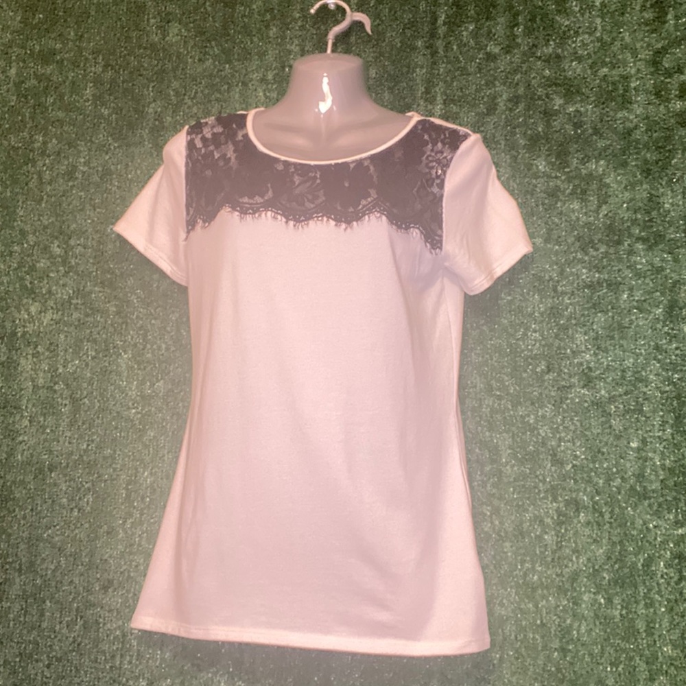 Lace neck tee